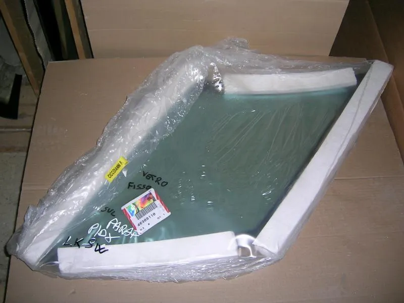 Vetro Fisso Sul Parafango Post Dx Lancia K SW