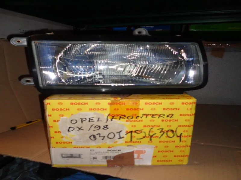 Proiettore Destro Opel Frontera  Del 1998