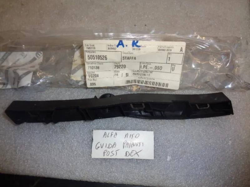 Guida Paraurti Posteriore Destra Alfa Romeo Mito