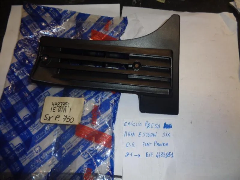 Griglia Presa Aria Esterna Sinistra Fiat Panda 750 Dal 1991