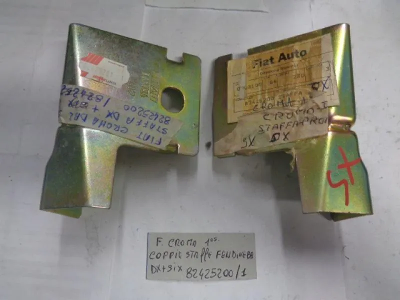 Staffe Fendinebbia Destra + Sinistra Fiat Croma Dal 1985 Al 1991