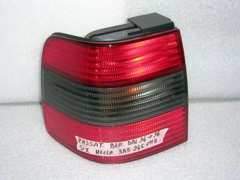 Fanalino Post. Sx Volkswagen Passat    '94-'96