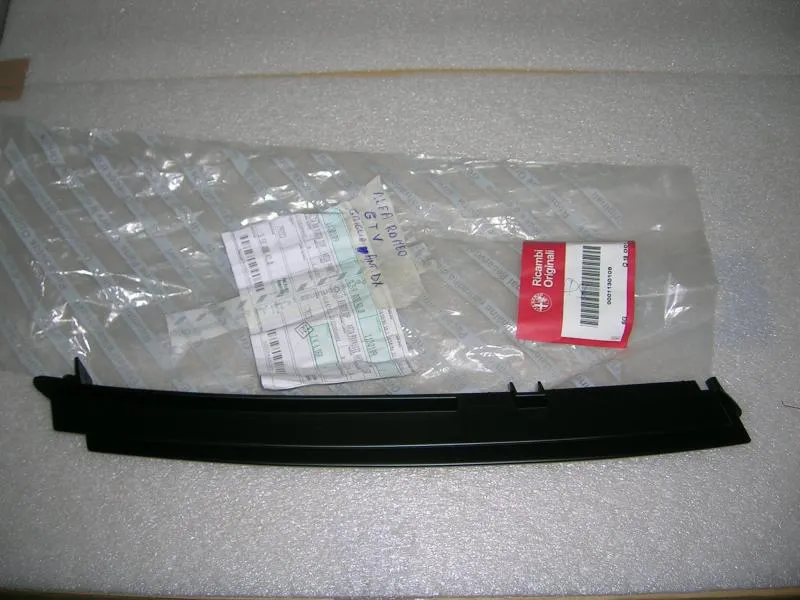 Griglia Paraurti Anteriore Destra  Alfa Romeo Gtv 1995-2005, Alfa Spider 1995-2006