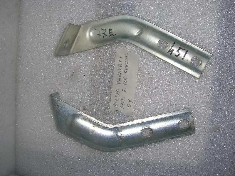 Staffa Paraurti Anteriore Sinistro Fiat 125 Special