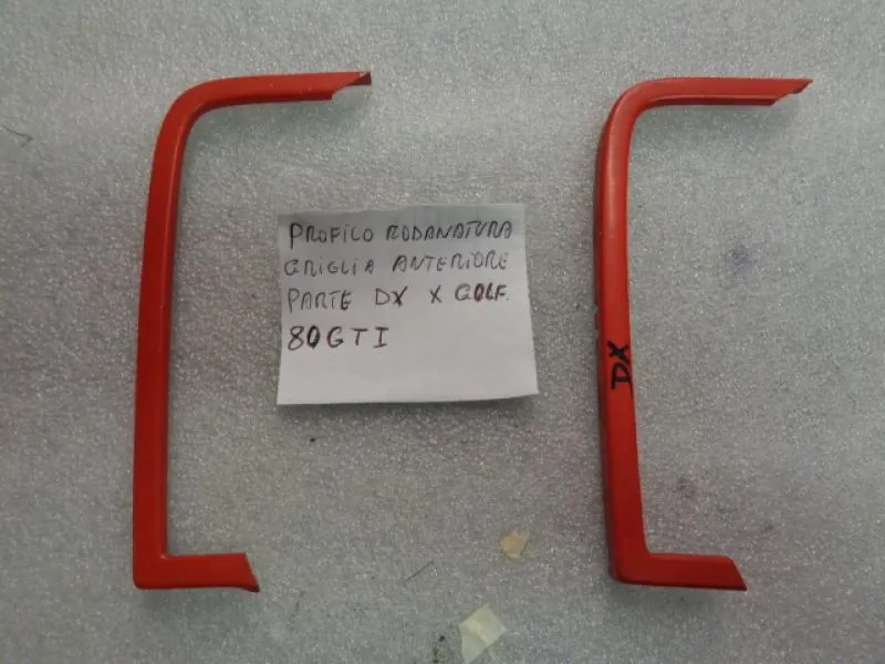 Modanatura Destra Griglia Anteriore Golf Gti Mk1