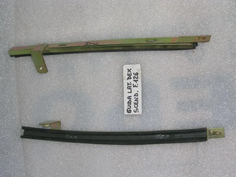 Guida Laterale Destra Scendente Fiat 126