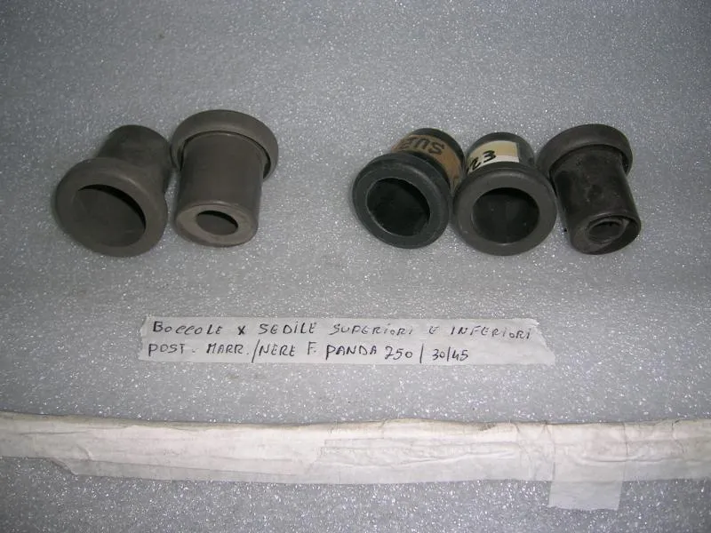 Boccole Marroni/Nere Per Sedili Superiori E Inferiori Fiat Panda 750-Panda 30/45