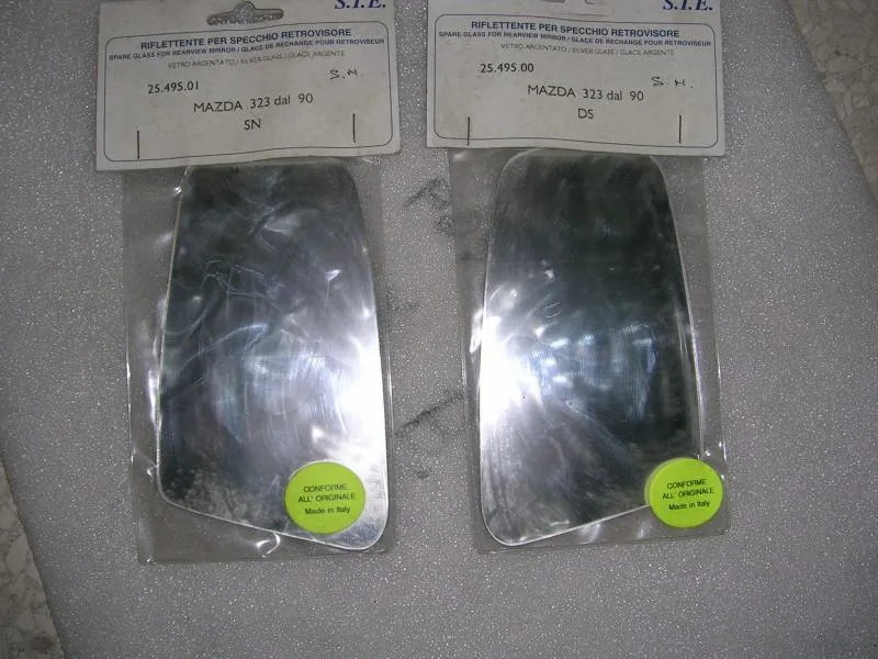 Vetrino Specchietto Dx e Sx Mazda 323 '90