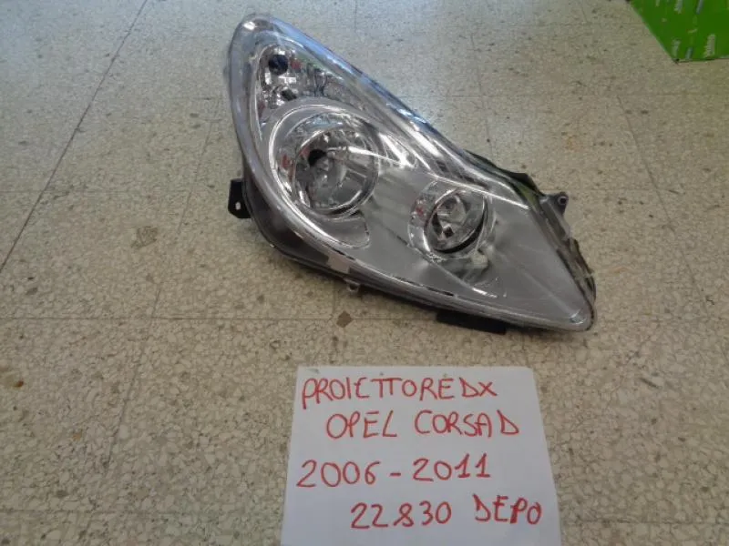 Proiettore Destro Opel Corsa D 2006 - 2011