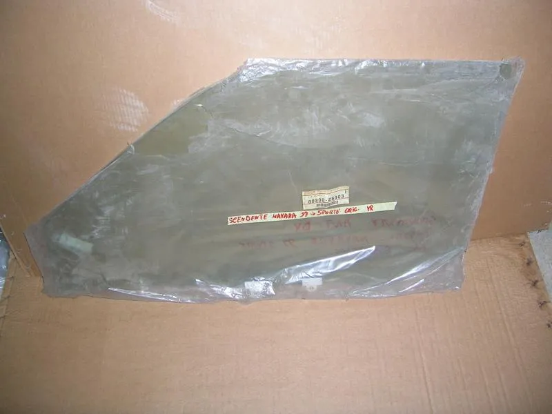Vetro Scendente Anteriore Destro Verse Nissan Navara 5 Porte '97