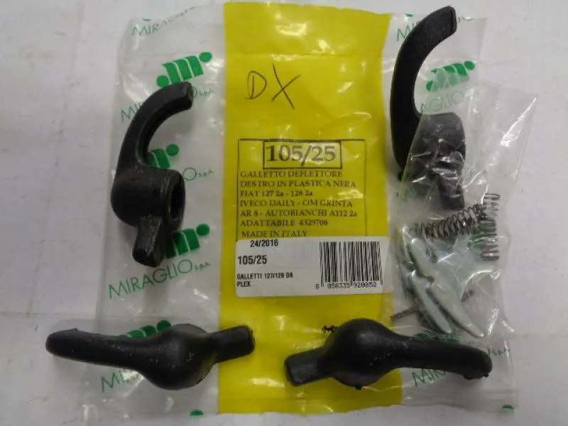 Galletto Deflettore Destro In Plastica Nera Fiat 127 -126  - Iveco Daily - Autobianchi 112