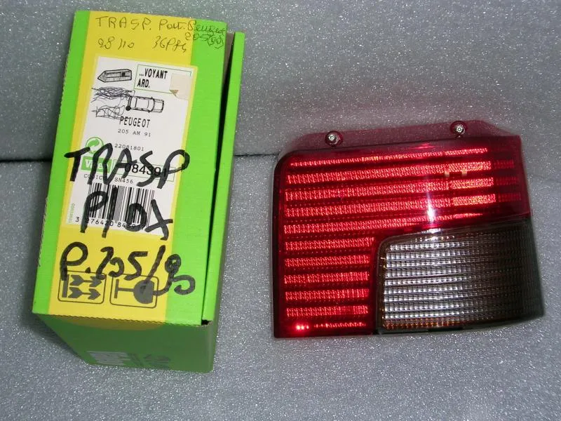 Plastica Fanalino Posteriore Destro Peugeot 205 1990-1996