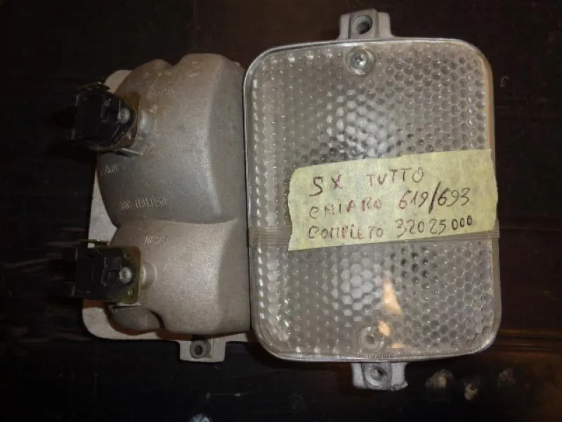 Fanalino Sinistro Chiaro Completo Fiat 619/693