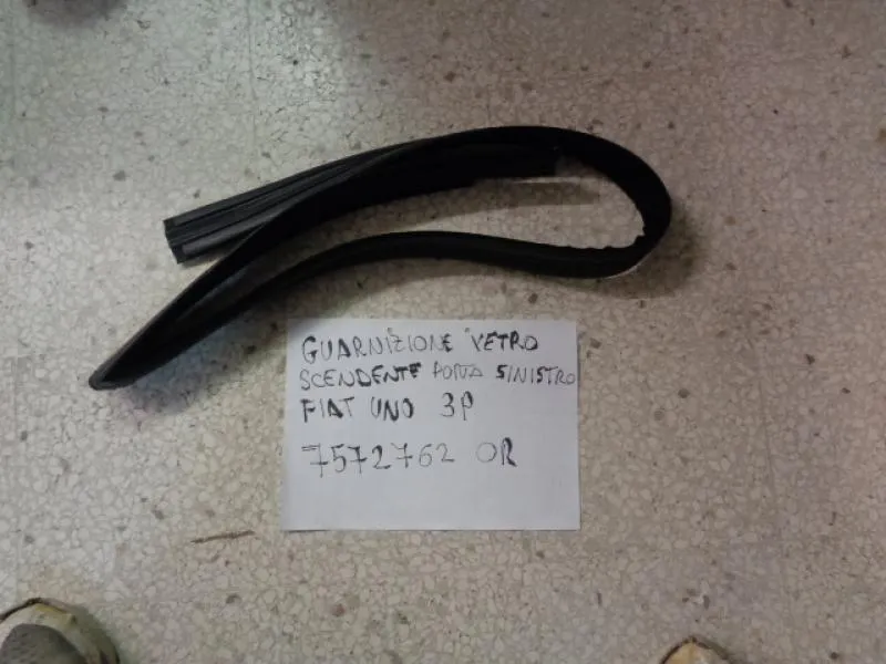 Guarnizione Vetro Scendente Porta Sinistra Fiat Uno Mk2 3 Porte