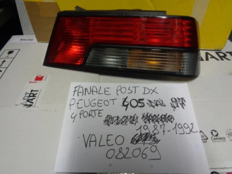 Fanale Posteriore Destro Peugeot 405 4 Porte Dal 1987 Al 1992