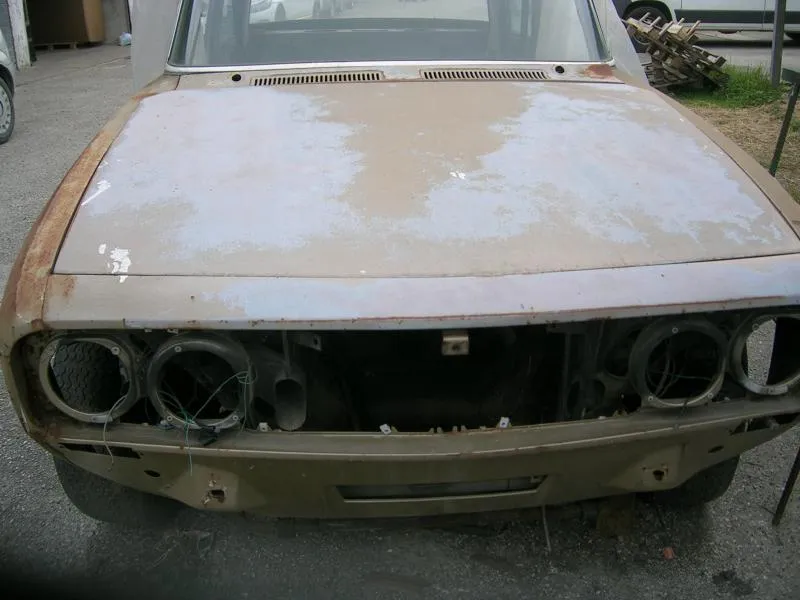 Cofano E Calandra Alfa Romeo 2000