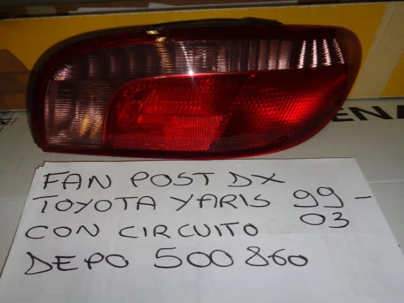 Fanale Posteriore Destro Toyota Yaris Dal 1999 Al 2003 Con Circuito