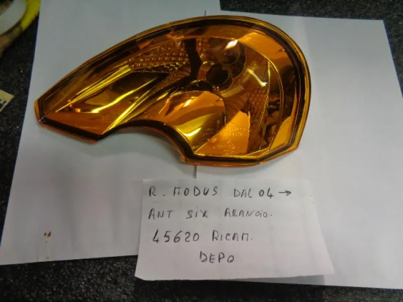 Fanalino Anteriore Sinistro Arancione Renault Modus 2004>