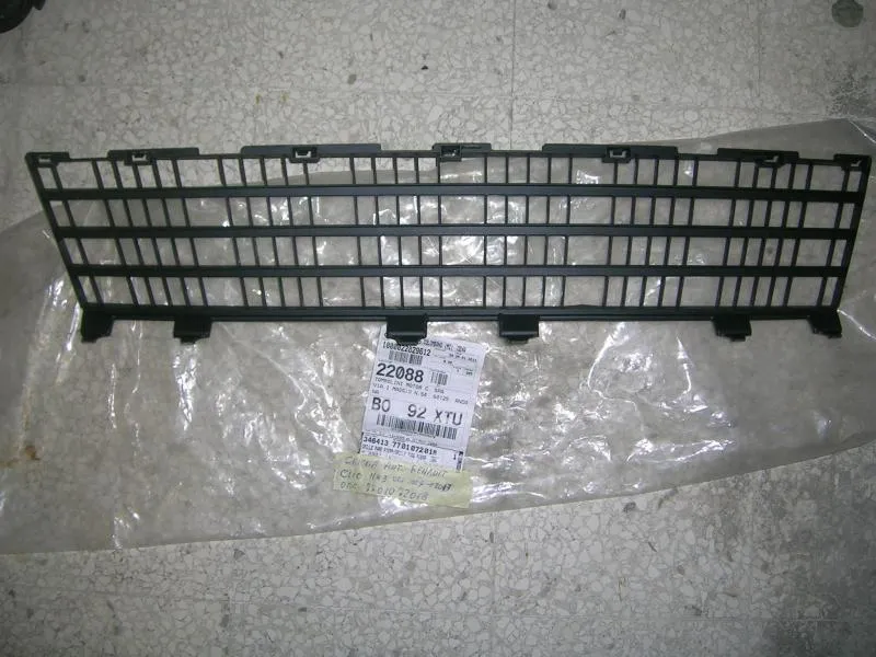 Griglia Paraurti Anteriore Renault Clio MK3 2009-2012