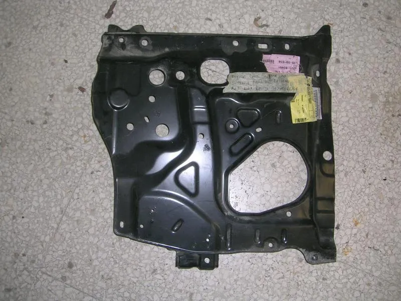 Supporto Radiatore Destro Toyota Land Cruiser 1996-2002