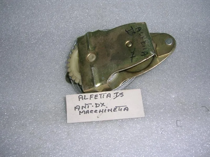 Alzavetro Anteriore Destro Alfetta 1600-1800 1Serie