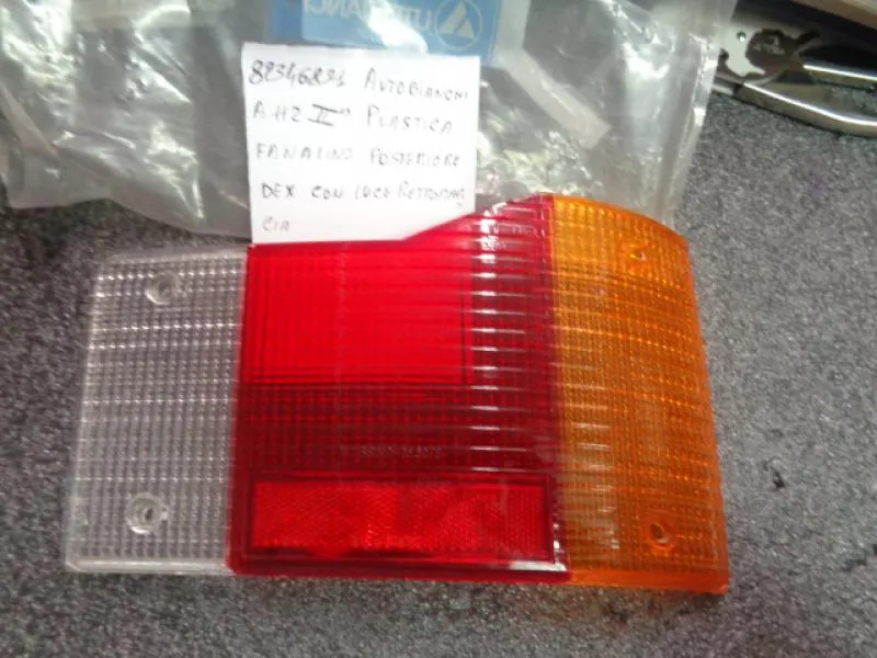 Plastica Fanalino Posteriore Destra Con Luce Retromarcia Autobianchi A112 1^ Serie
