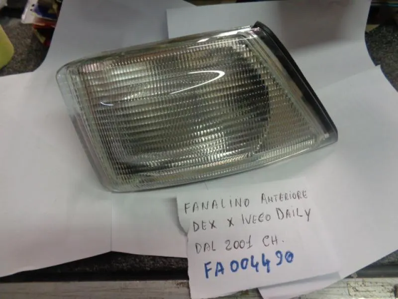 Fanalino Anteriore Destro Chiaro Iveco Daily 2001-2006