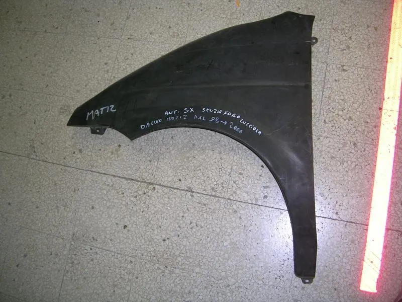 Parafango Anteriore Sinistro Senza Foro Lucciola  Daewoo Matiz  1998-2000