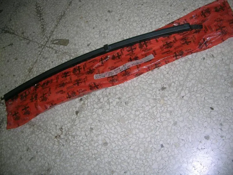 Guida Vetro Porta Destra Alfetta Gt