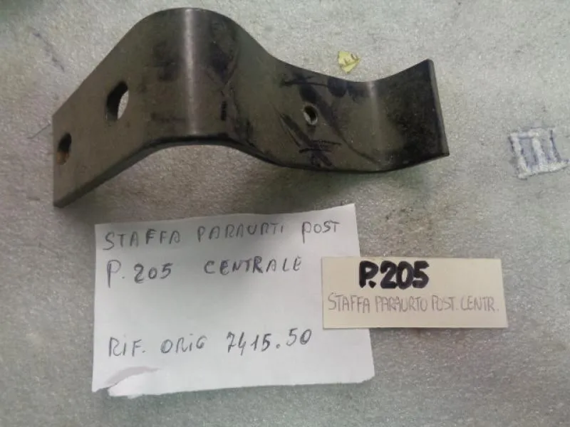 Staffa Centrale Paraurti Posteriore Peugeot 205