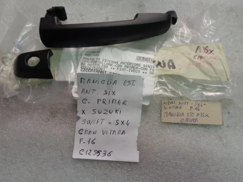 Maniglia Esterna Anteriore Sinistra Con Primer Suzuki Swift-Sx4-Grand Vitara-Fiat Sedici