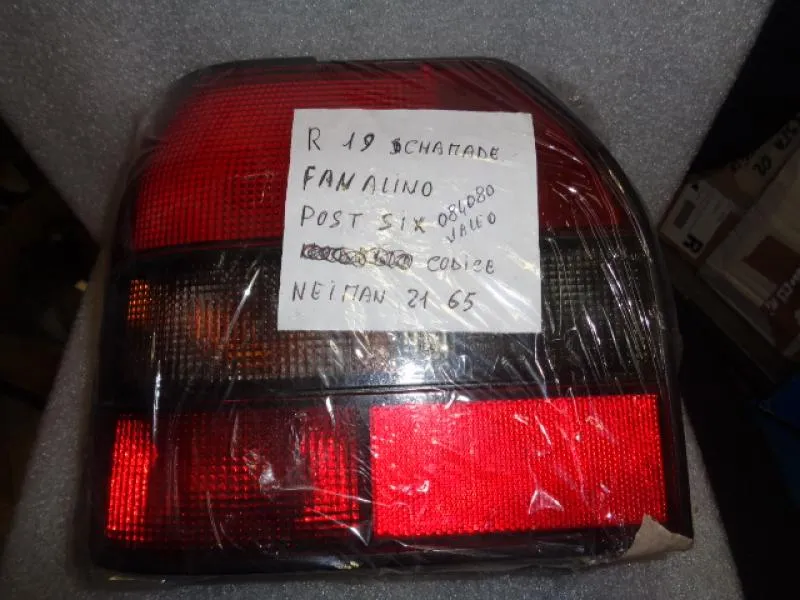 Fanale Posteriore Sinistro Renault 19 Chamade