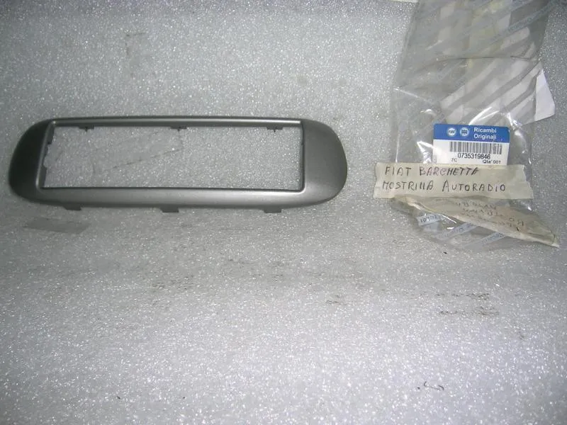 Mostrina Autoradio Fiat Barchetta