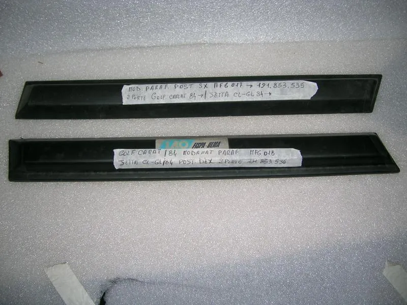 Modanatura Parafango post Dx e Sx Volkswagen Jetta CL-GL '84/Golf '84   3 Porte