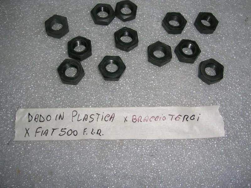 Dado In Plastica Per Tergicristalli Fiat 500F.L.R.