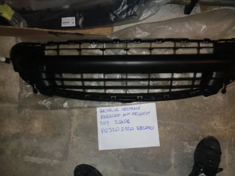 Griglia Centrale Paraurti Anteriore Peugeot 207 2006-2009
