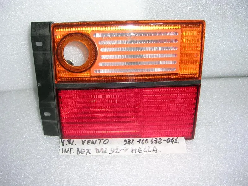 Fanalino Post. Dx Volkswagen Vento