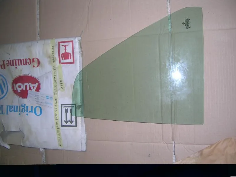Vetro Fisso Porta Posteriore Destro Verde Volkswagen Golf 84' 5 Porte