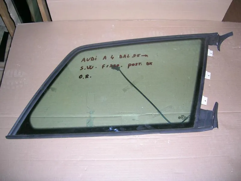 Vetro Fisso Posteriore Destro  Verde Audi A4  Dal 1994 Al 2001 Station Wagon