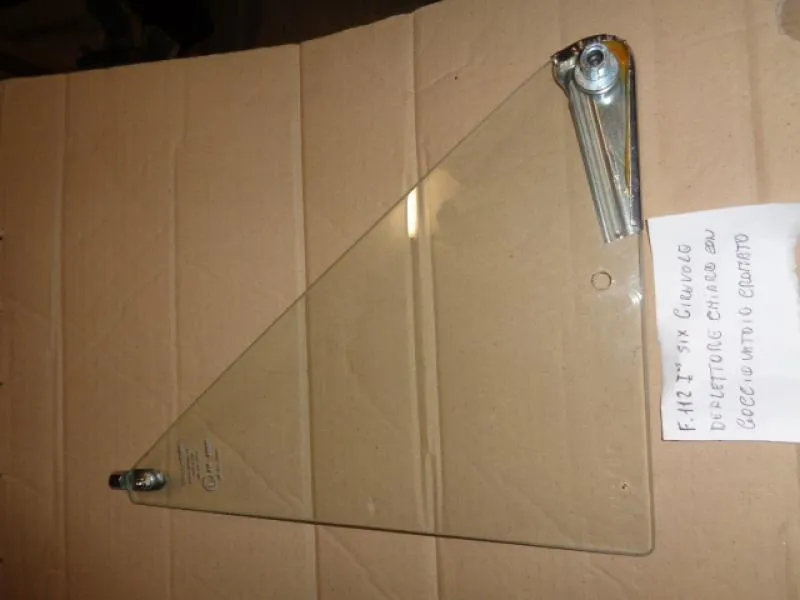 Deflettore Sinistro Chiaro Con Gocciolatoio Cromato Fiat 112 Prima Serie