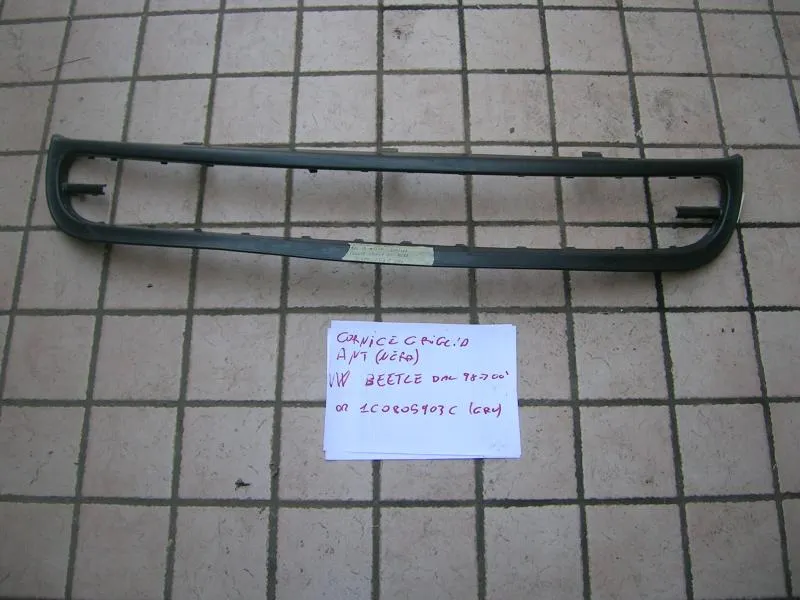 Cornice Griglia Anteriore  Nera Volkswagen New Beetle Dal 98 Al 2000