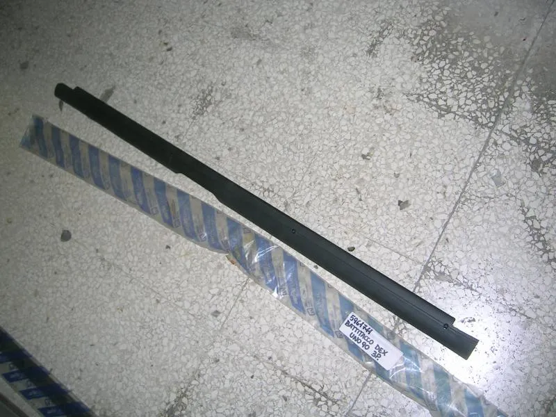 Battitacco Destro Nero Fiat Uno 3 Porte, Fiat Duna