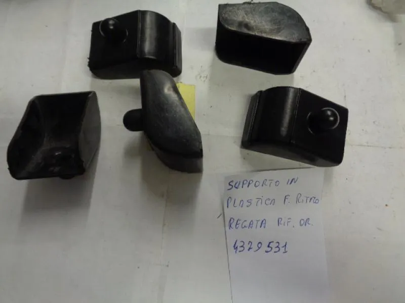 Supporto In Plastica Fiat Ritmo Regata