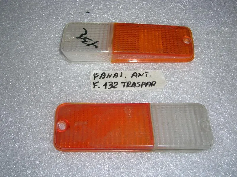 Fanalino Ant Sx. e Dx. Fiat 132