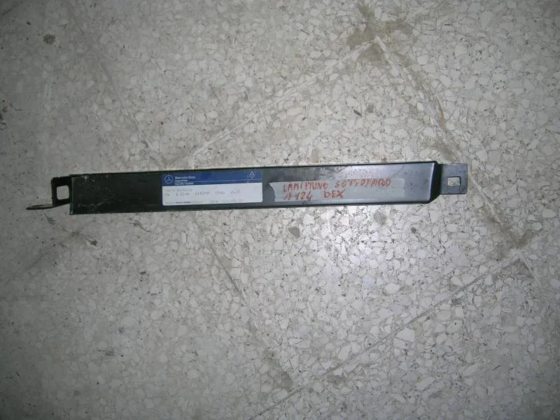 Lamierino Sottofaro Destro Merceds W 124