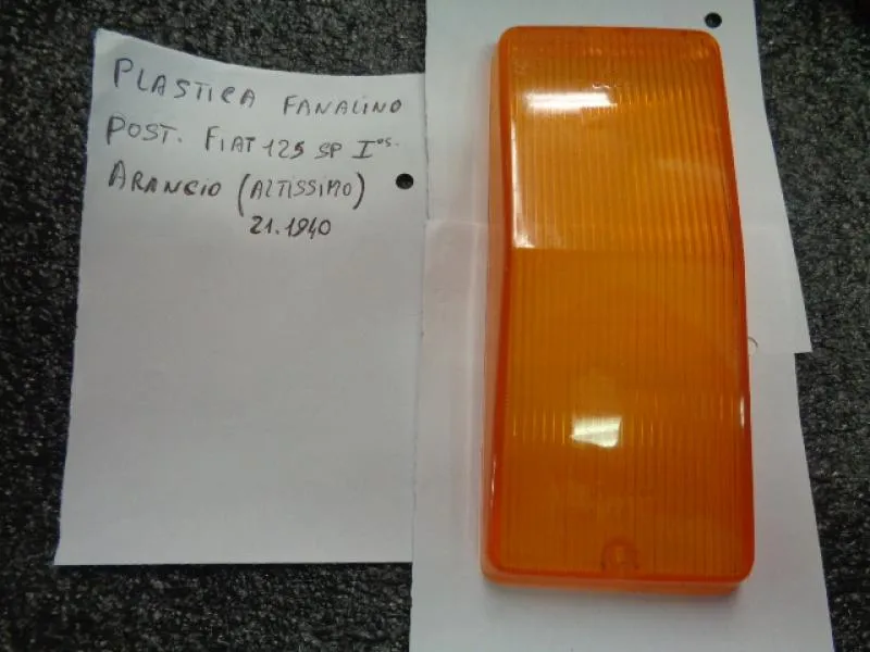 Plastica Fanalino Freccia Posteriore Fiat 125 Special 1 Serie