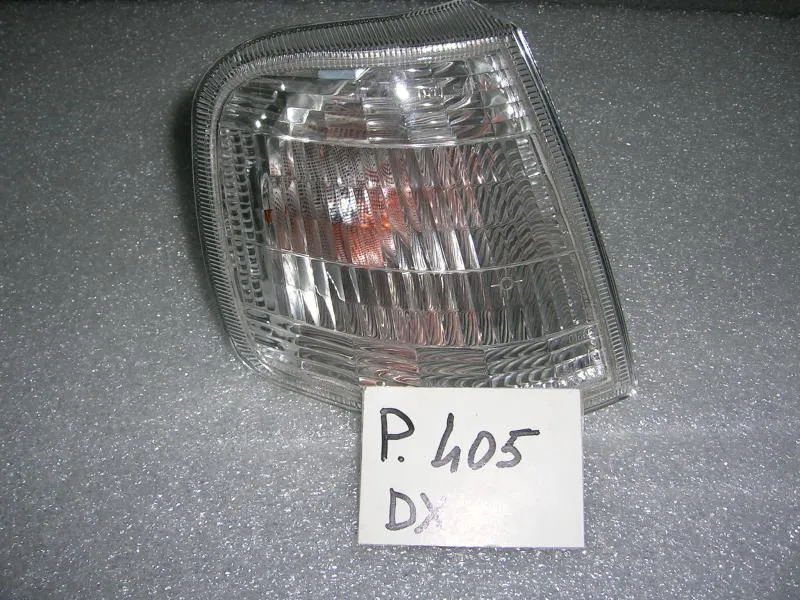 Fanalino Ant. Dx Peugeot 405