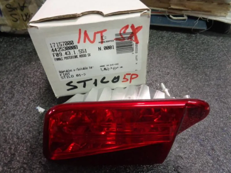 Fanale Posteriore Interno Sinistro Fiat Stilo 2001 5P