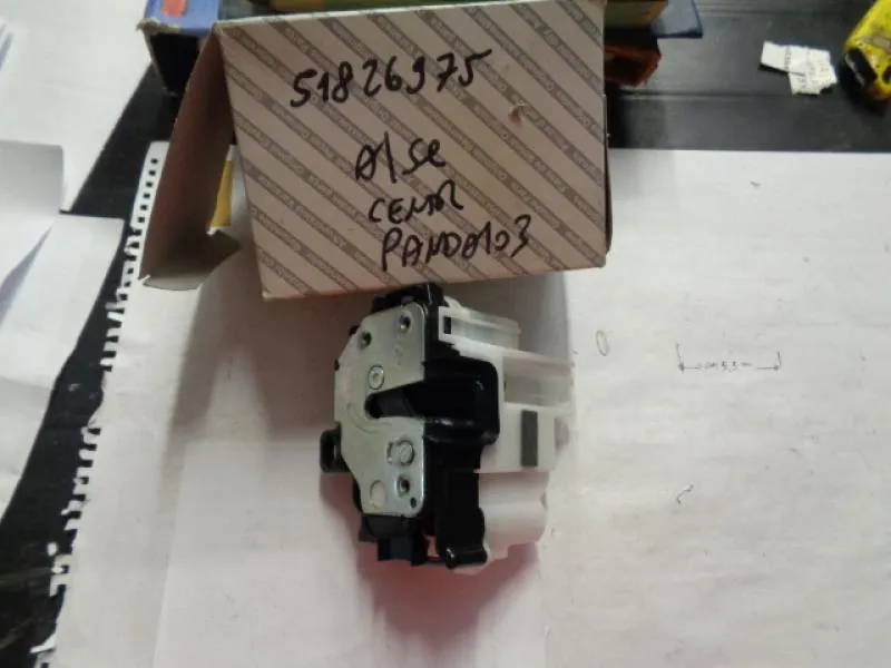 Serratura Porta Anteriore Sinistra Centralizzata 4 Pin Fiat Panda 2003-2012