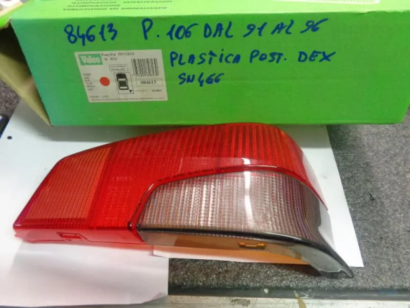 Plastica Fanale Posteriore Destro Peugeot 106 1991-1996